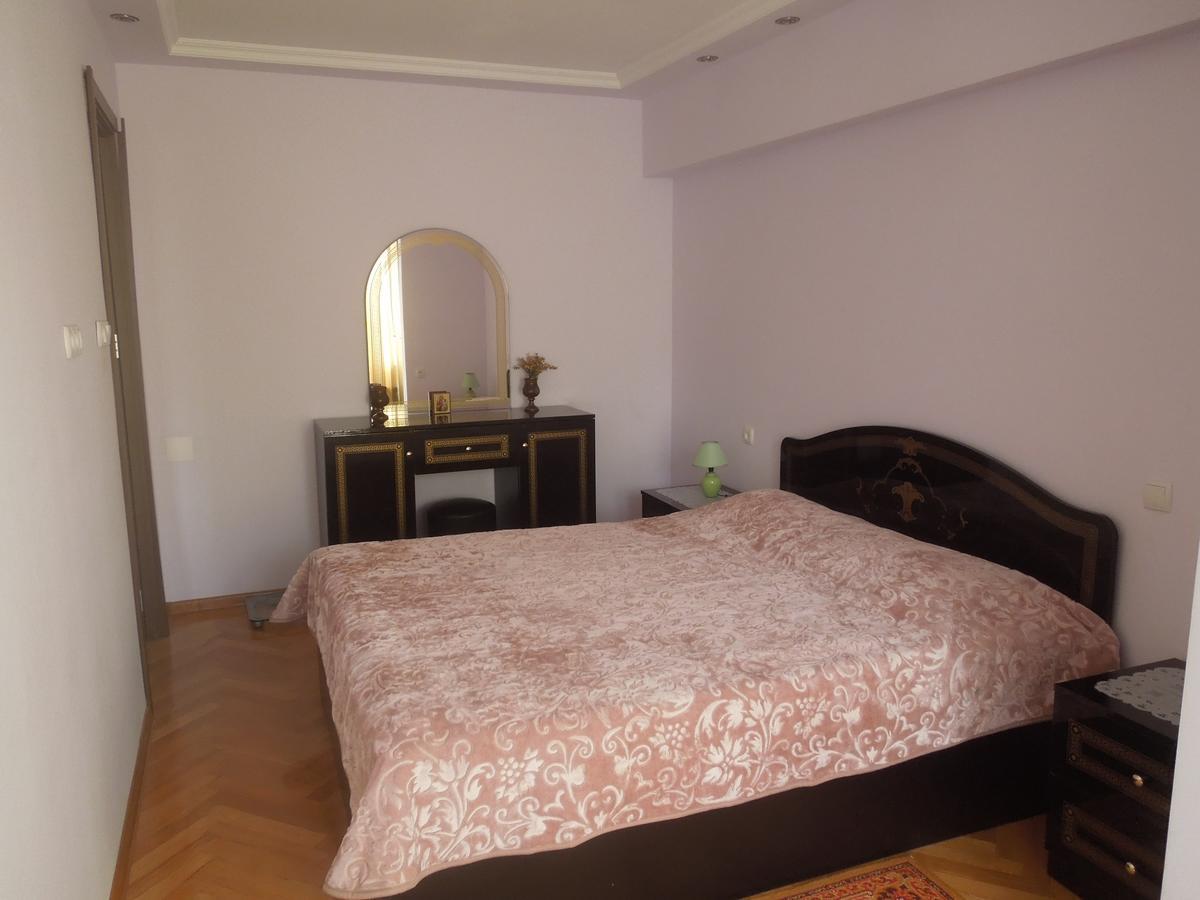 Nellie'S Apartment باتومي المظهر الخارجي الصورة